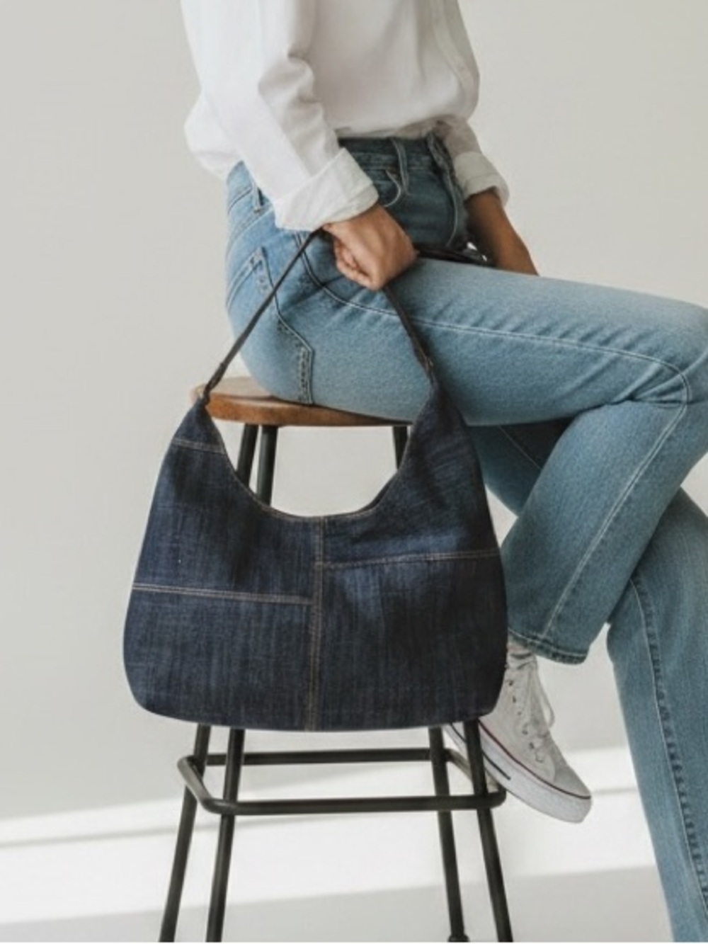 True Religion Denim Habo Bag in Dark Blue with Red & White Logo - Picture 4 of 6